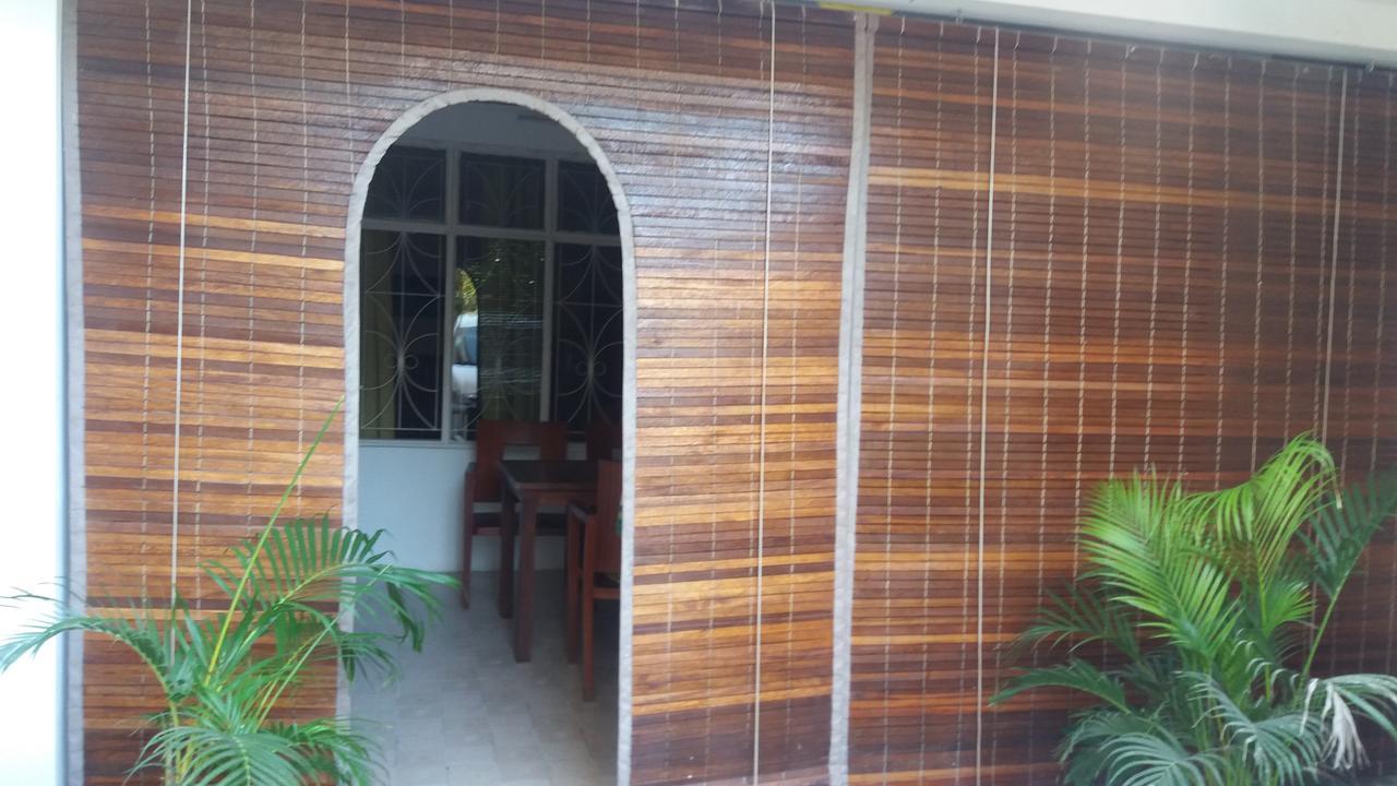 Corinne Villa A 300M From The Beach Grand Baie Exterior foto
